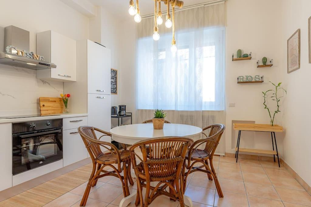 Rio'S Cozy Apartment In The Heart Of Como Kültér fotó